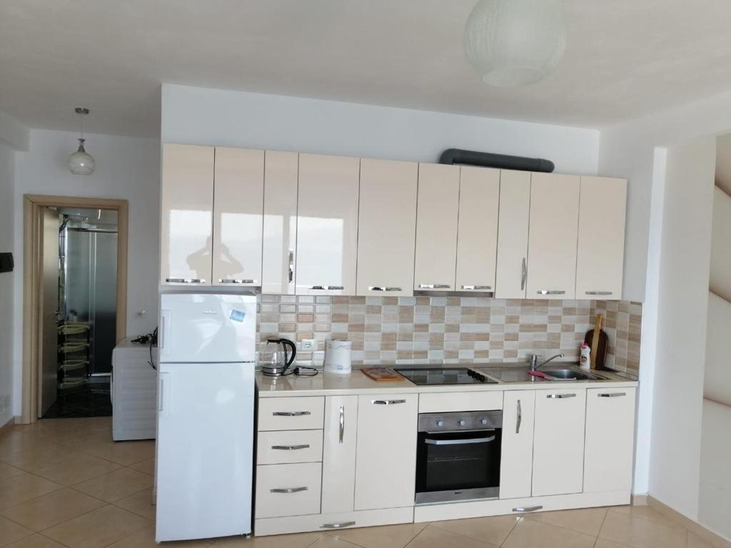 Bilal Golemi Sea View Apartment Saranda Kültér fotó
